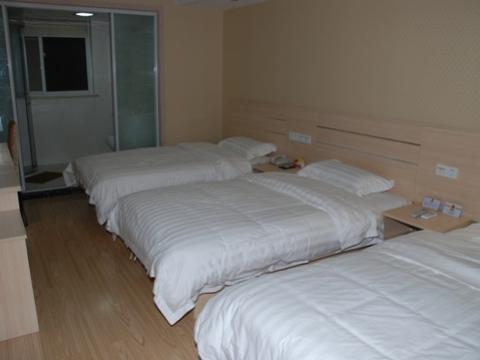 Отель Super 8 Nanjing Jiefang Road Экстерьер фото